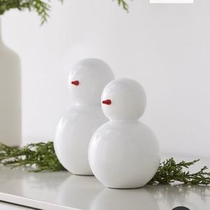 ISO White Lacquer Snowman Figurines